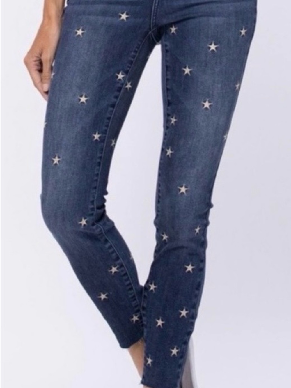 NWT Judy Blue Dark Blue Star-Embroidered Skinny Ankle Jeans (24W)